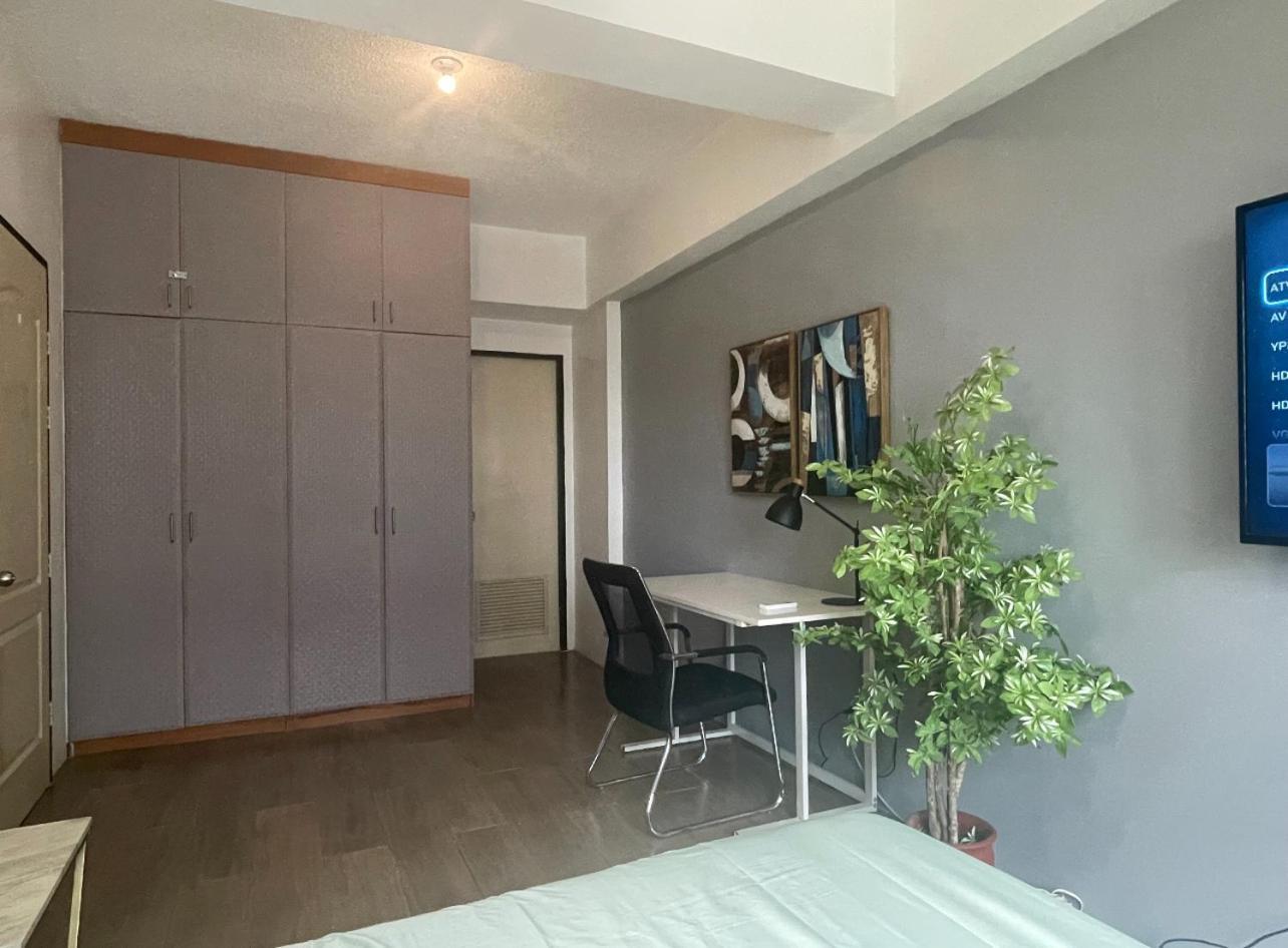تاغويغ Spacious 1 Bedroom Unit Forbeswood Heights المظهر الخارجي الصورة